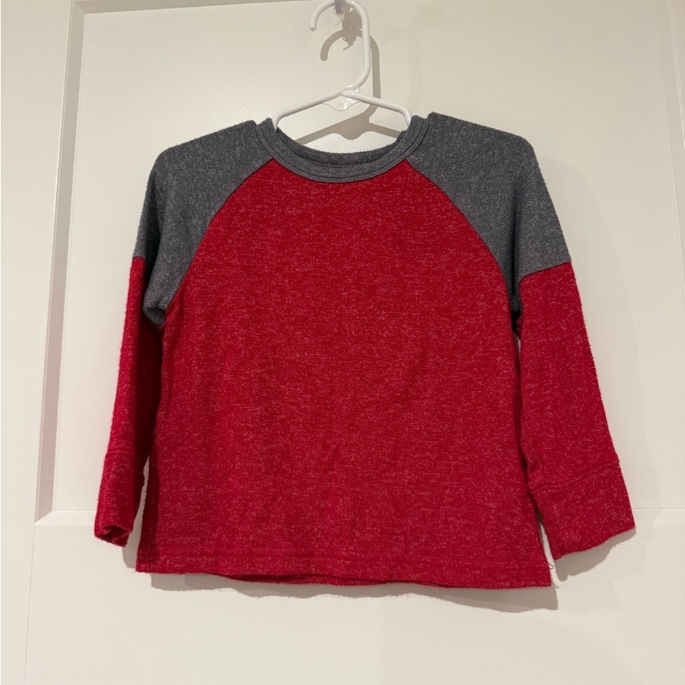 The Children's Place Red and Gray Raglan Long Sleeve Tee
